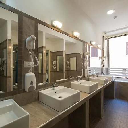 Alessandro Downtown & Bar Rzym