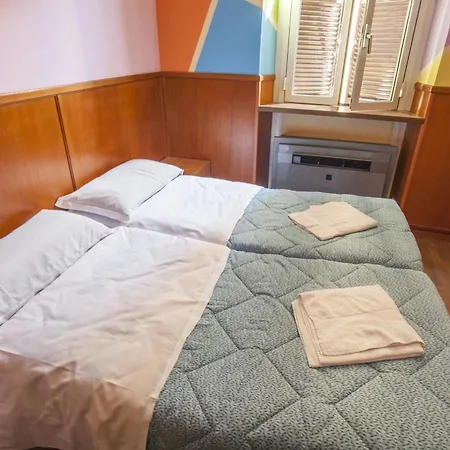 Alessandro Downtown & Bar Vandrerhjem