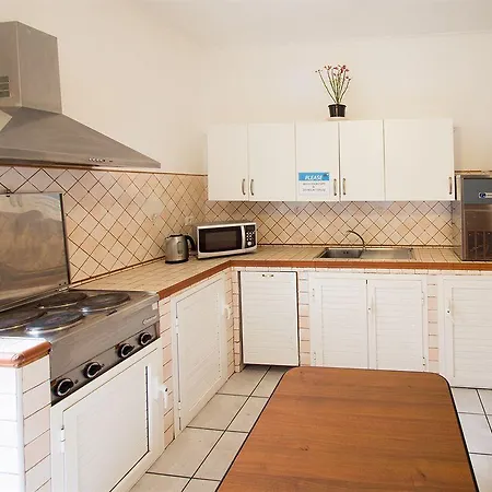 Alessandro Downtown & Bar