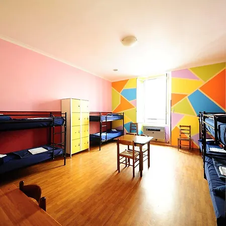 Alessandro Downtown & Bar * Рим