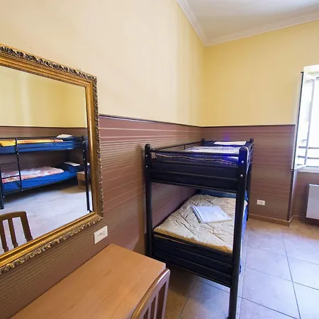 Alessandro Downtown & Bar