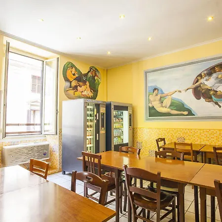 Alessandro Downtown & Bar Рим