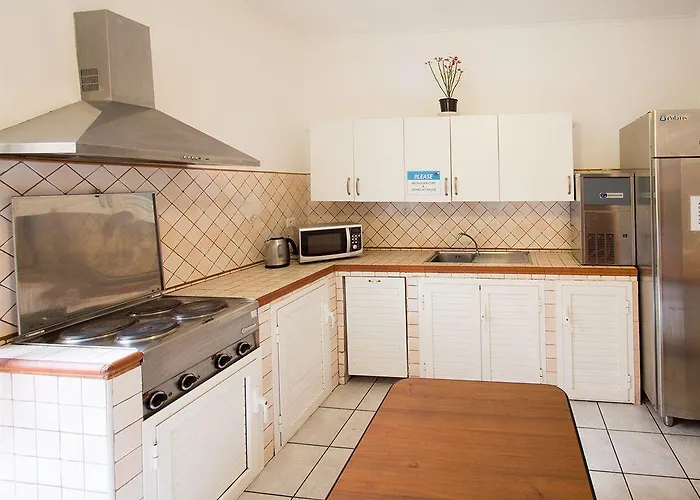 Alessandro Downtown & Bar