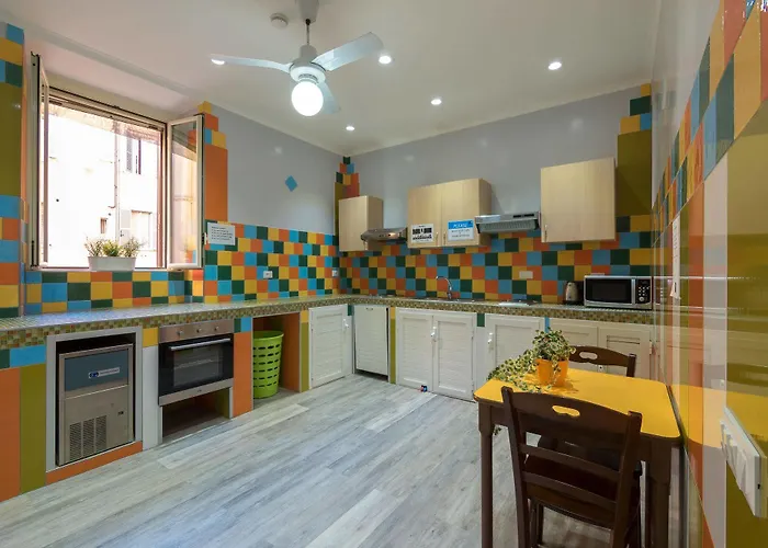 Alessandro Downtown & Bar